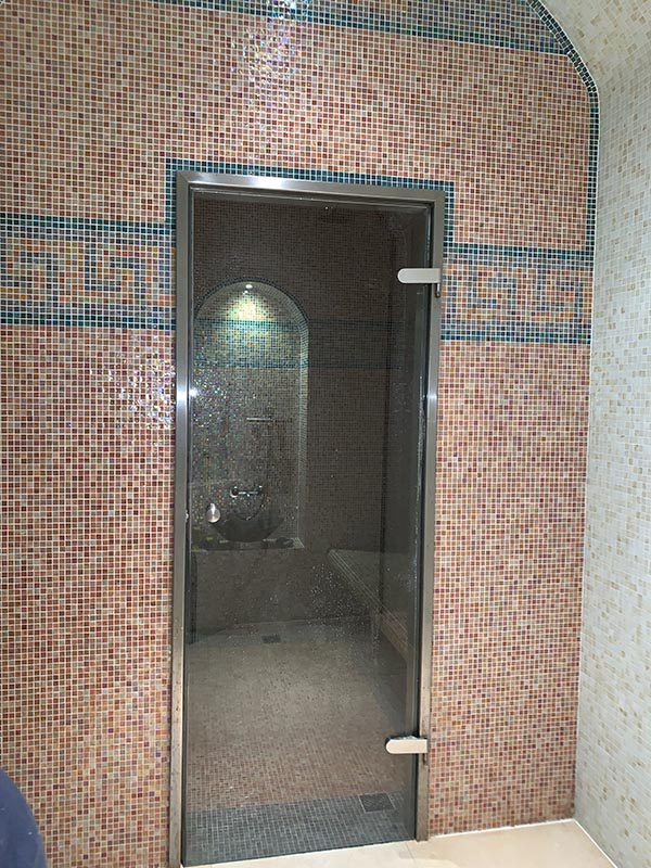 Porte en verre Toqani SA